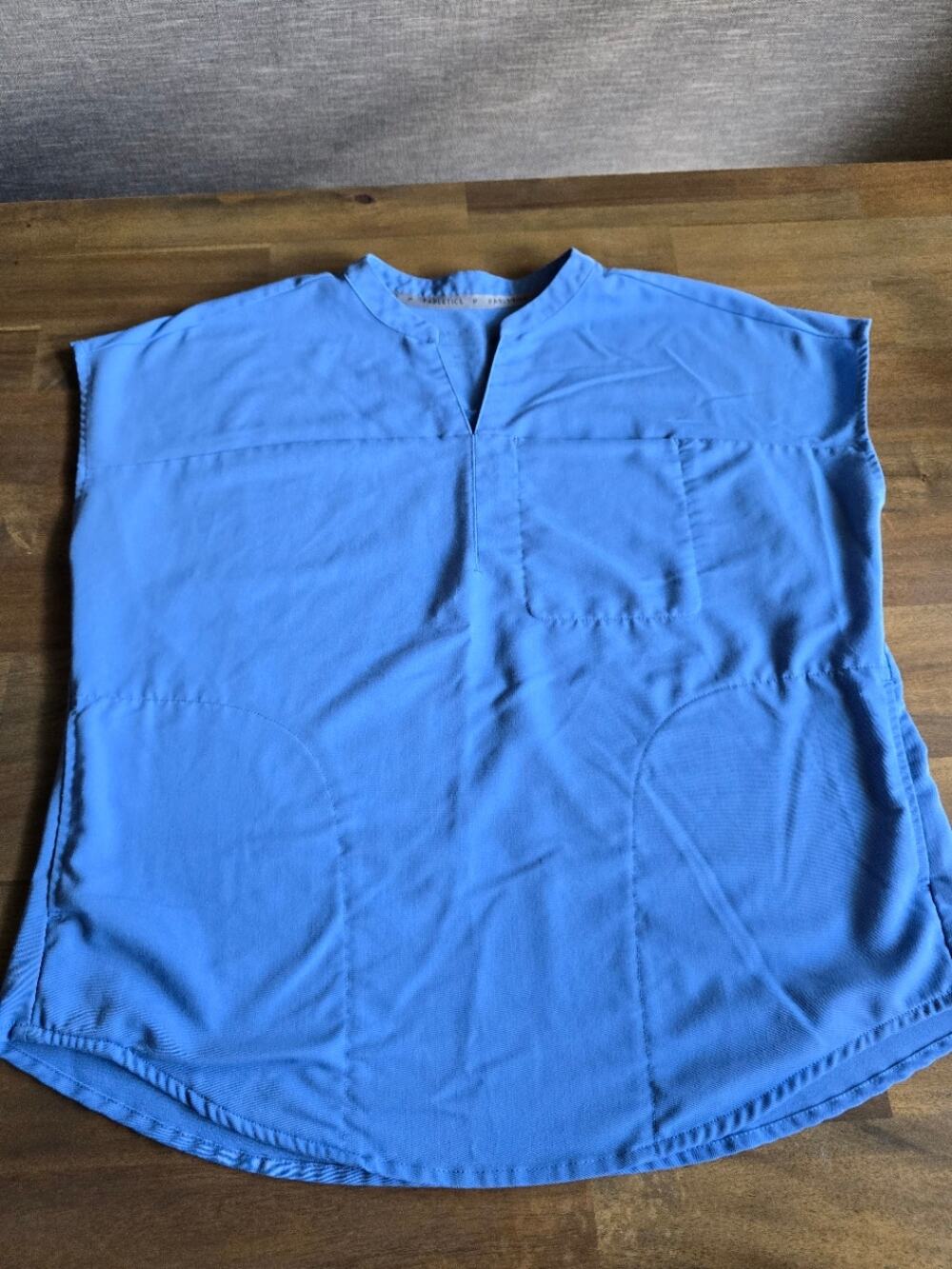Fabletics Women's Scrub Top Medium Ceil Blue